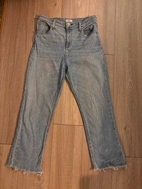 BDG Light Wash High-Rise Cropped Straight Jeans